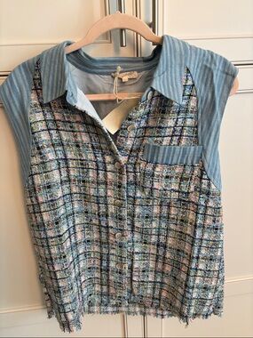 Mystree Light Blue Plaid Tweed Button-Front Sleeveless Top